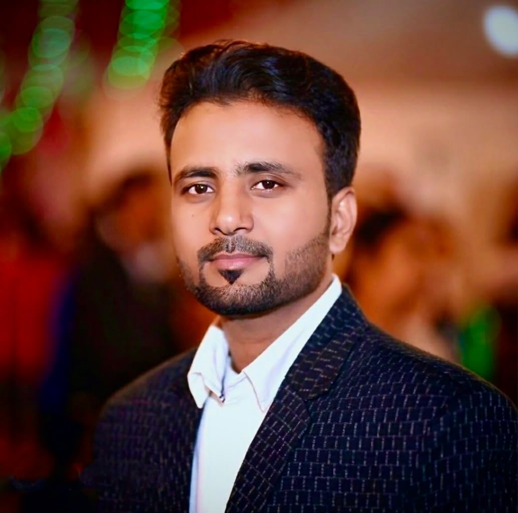 Ashutosh Kumar, expert English communication trainer